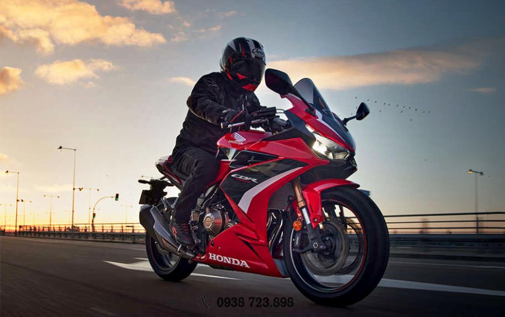 Honda CBR500R 2022