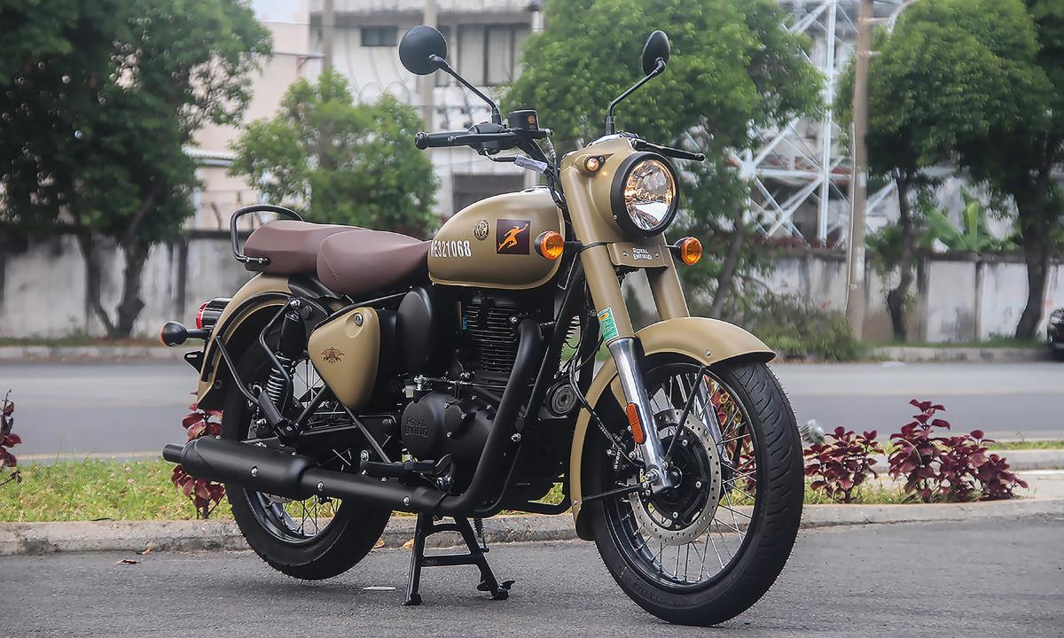 Royal Enfield Classic 350 thiết kế đơn giản, phiên bản màu vàng cát là phiên bản phổ thông, được sử dụng rộng rãi. (Nguồn: royalenfield.com)