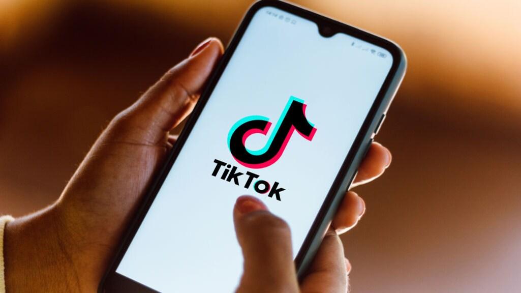 ghép nhạc vào video tiktok